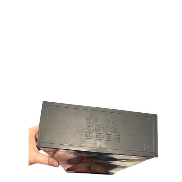 BARBIE COLLECTOR EDITION 1999 HARLEY DAVIDSON BLONDE DOLL w/BACKPACK #25637 -NIB - Picture 2 of 9